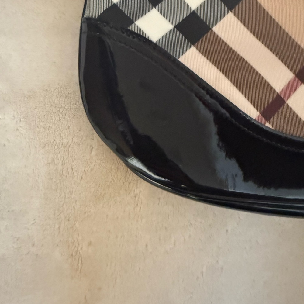 Burberry Nova Check Shoulder Bag - Picture 12 of 16